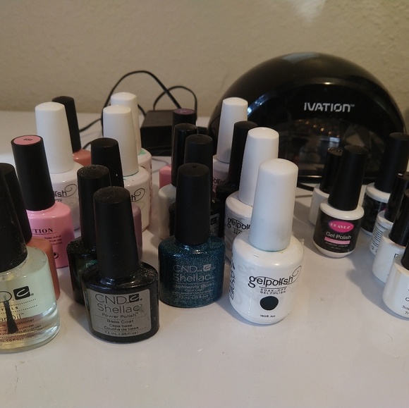 Uv lamp and assorted shellacs - Picture 2 of 2